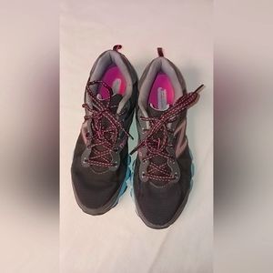 New Balance Women's shoes